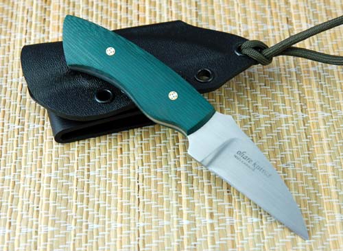 Buzztail with Green Canvas Micarta Handle